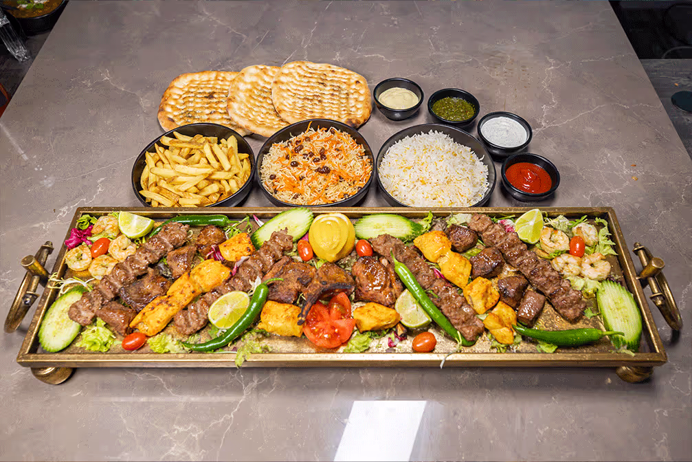 6245ffe1ac7a017822477bee_Onbeperkt-kebab-platter